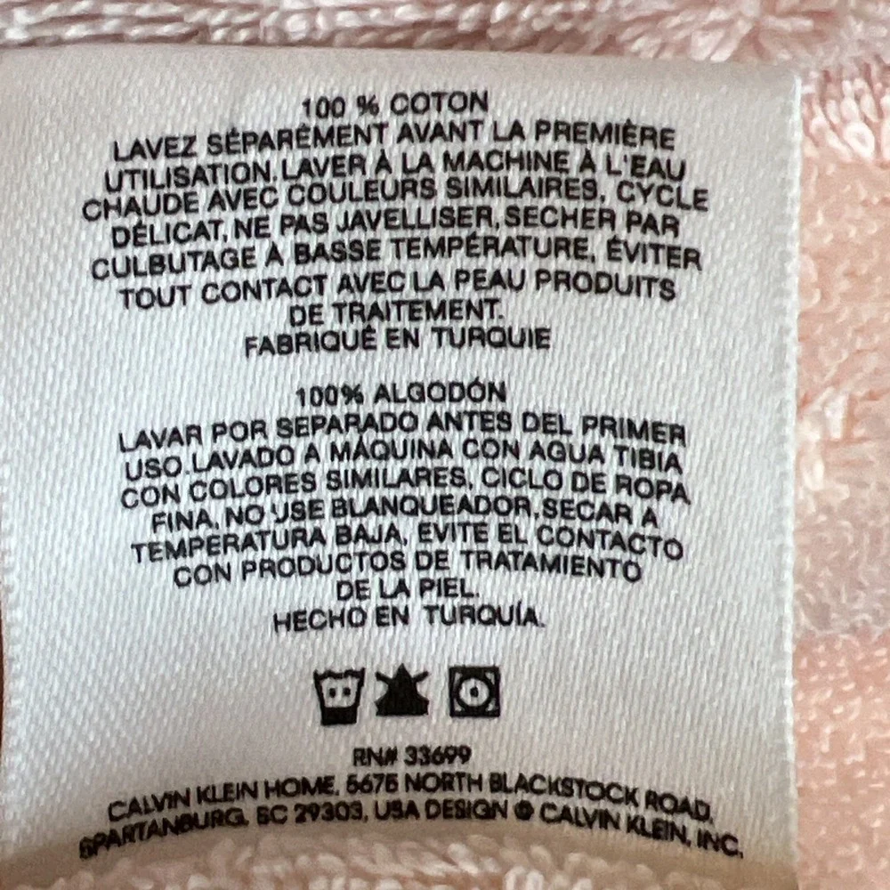 Calvin Klein Light Pink 4-Piece Towel Set Bath Sheet 100% Cotton